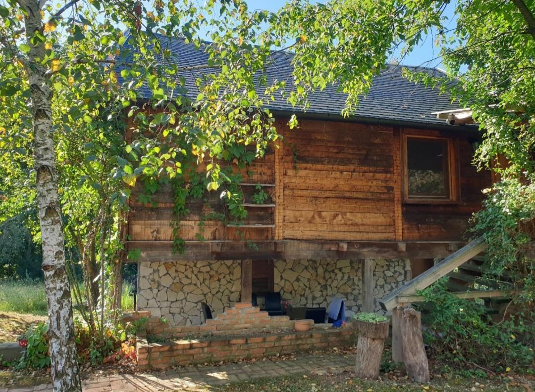 Log Cabin Belgrado Exterior foto